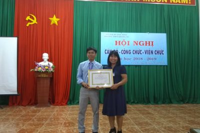 HỘI NGHỊ CÁN BỘ, CÔNG CHỨC, VIÊN CHỨC  TRƯỜNG THPT KRÔNG NÔ  NĂM HỌC 2018 – 2019