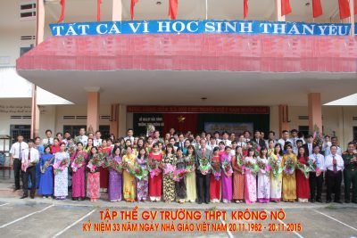 ẢNH CHỤP: LỄ MÍT TINH KỶ NIỆM NGÀY 20-11 (NĂM HỌC 2015-2016)