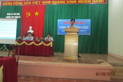 HỘI NGHỊ CÔNG CHỨC, VIÊN CHỨC, NGƯỜI LAO ĐỘNG TRƯỜNG THPT KRÔNG NÔ NĂM HỌC 2016 – 2017